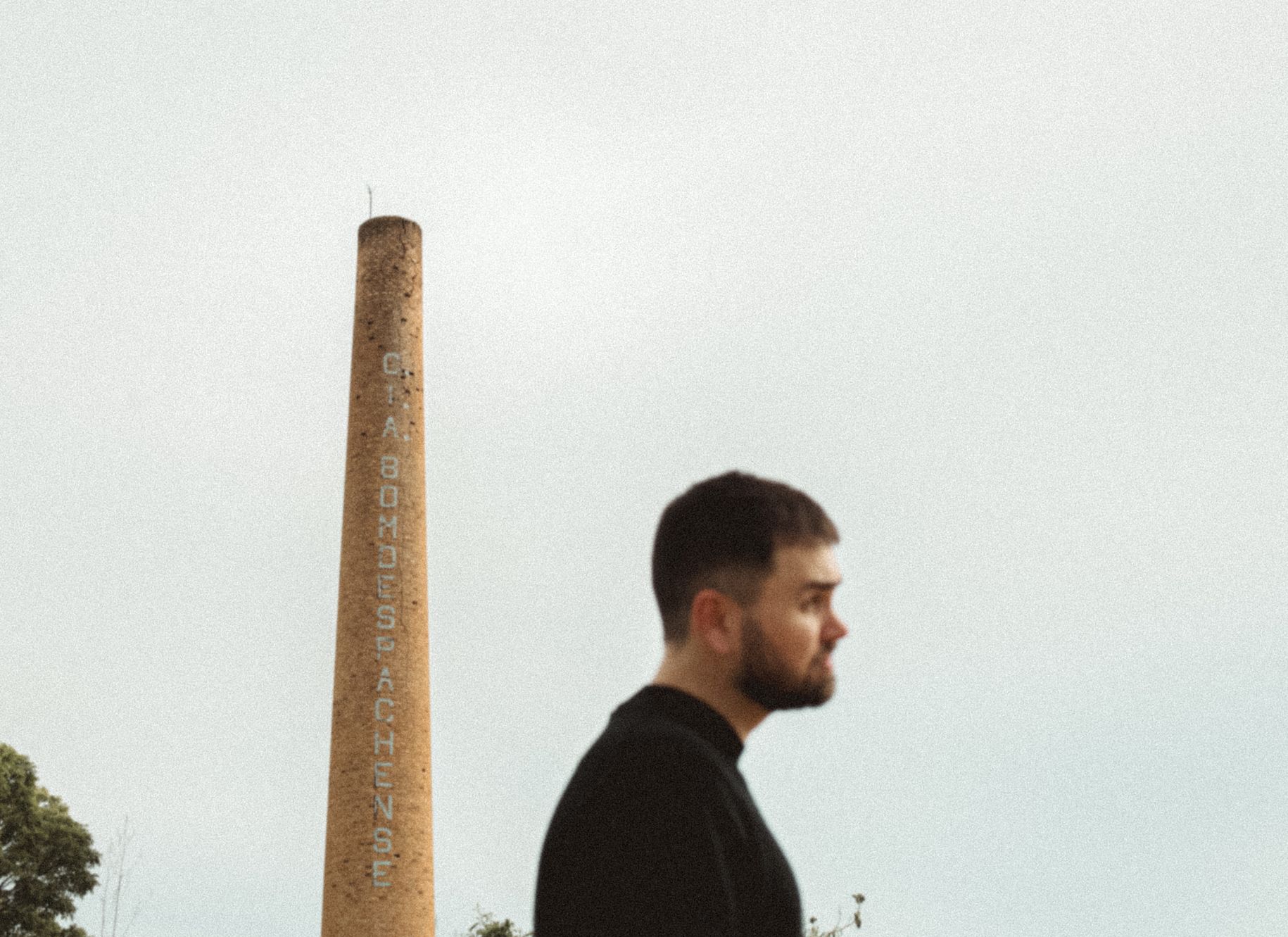 Luís Couto estreia em carreira solo com o álbum “Rosário”